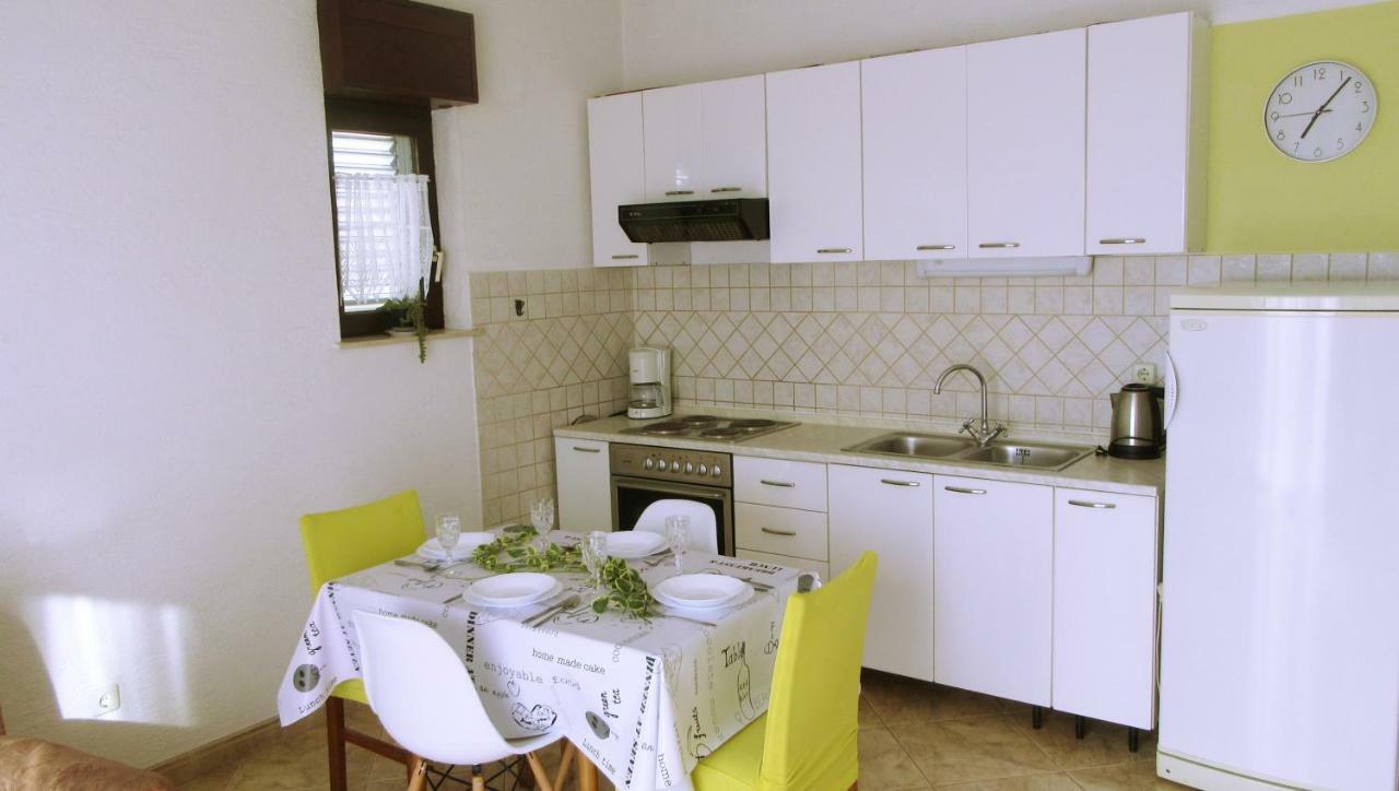 Apartments Maletic Kaštela Esterno foto